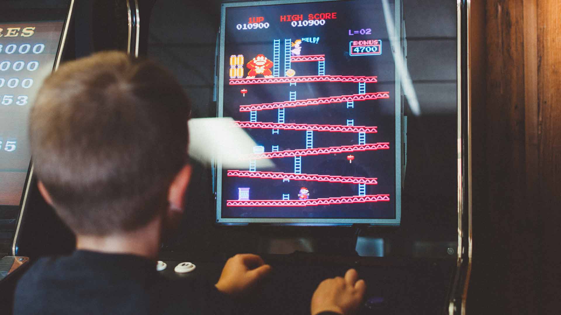 How To Play Retro Games? [4 Quick & Easy Ways]