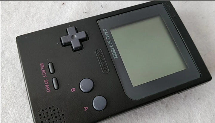 gameboy-pocket-console.png