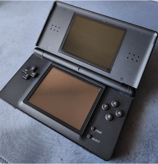 Nintendo DS Lite Console: New Super Mario Bros - Retro vGames