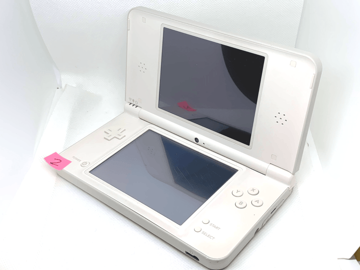 Nintendo DSi Console - White - Retro vGames