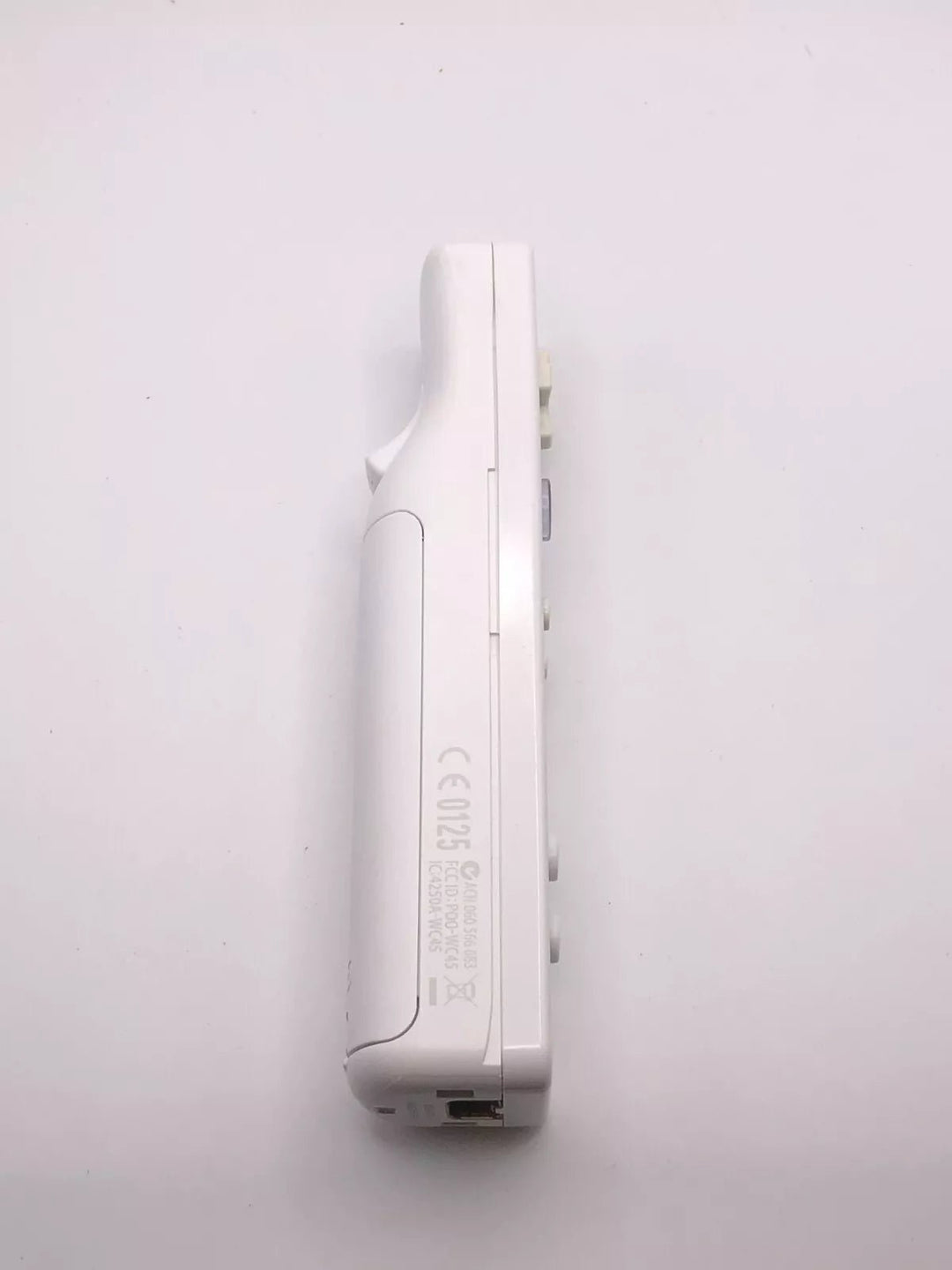 Official Nintendo Wii Controller - Retro vGames