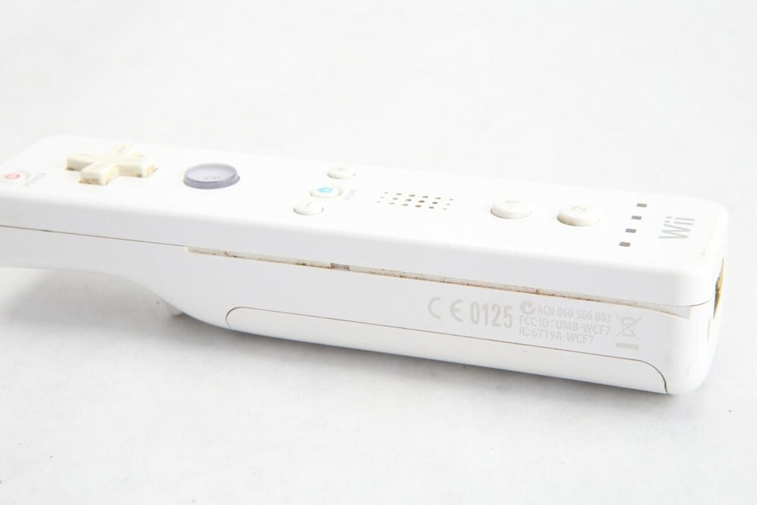 Official Nintendo Wii Controller - Retro vGames