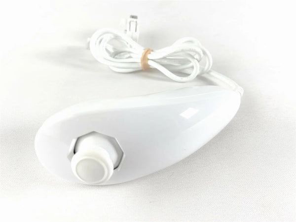 White Nintendo wii nunchuk - Image 2