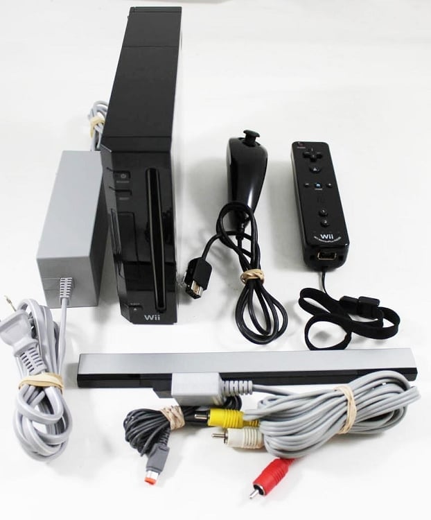 Wii Console Bundle: New Super Mario Bros - Retro vGames